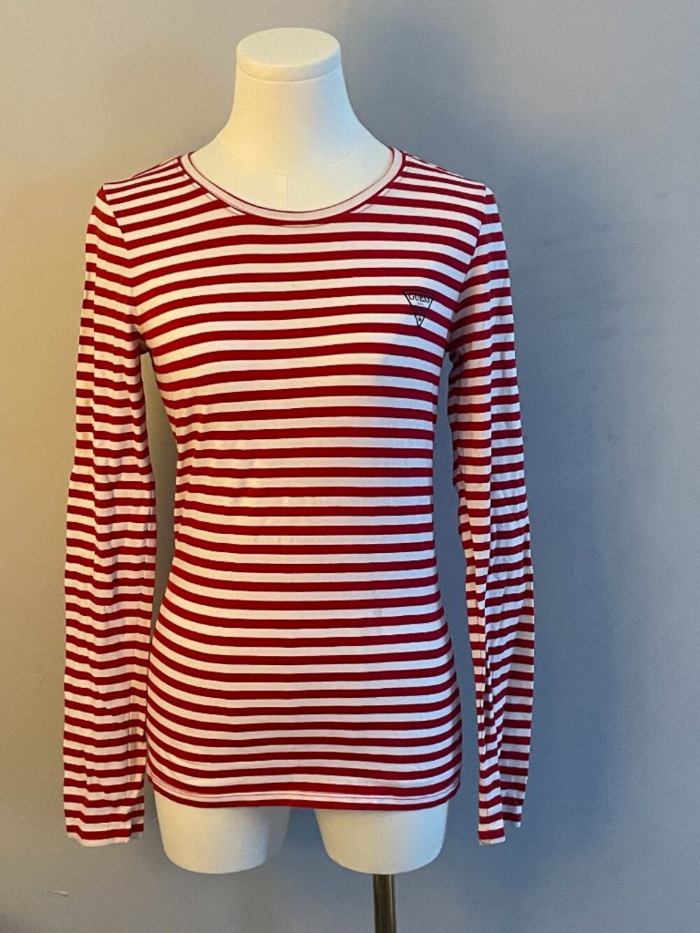 Guess Red & White Striped Long Sleeve Tee Size M